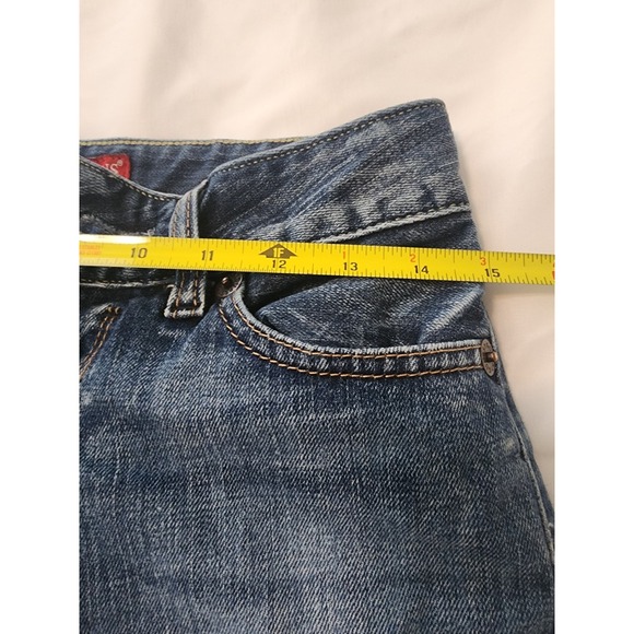Guess Jeans Light Wash Stretch Size 26 Cuffed‎ Legs - Picture 9 of 9